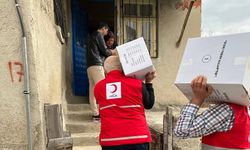 Gönüllülerin yardım eli Eskişehir'in ilçesine uzandı