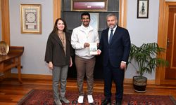 Anadolu Üniversitesi öğrencisine uluslararası kongrede çifte ödül!