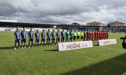 Zirvedeki takımlar galip geldi