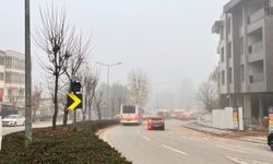 Eskişehir’de sabah sisi trafiği olumsuz etkiledi