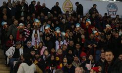 Birincilik getiren öğrenciler Es Es maçındaydı