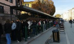 Soğuk havaya aldırmadılar: Eskişehir yine doldu taştı!