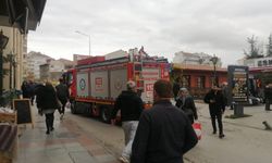 Olacağı buydu: Eskişehir'de itfaiye aracı tıkandı kaldı