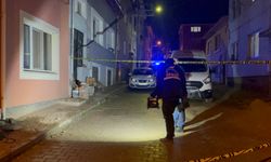 Eskişehir'de üçüncü kattan düştü, polis daireye çilingirle girdi