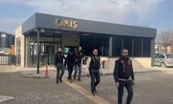 Afyon'da çalınan kamyonet ilçede bulundu