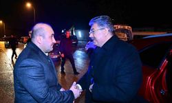 Eskişehir Valisi Yılmaz'dan Öztürk'ün ailesine taziye ziyareti