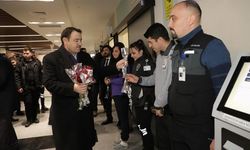 Vali Işın, yılbaşında görevleri başındaki kurum personelleriyle bir araya geldi