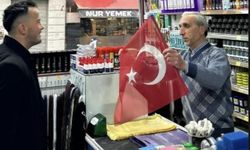 Eskişehir'de bayrağa saldırıya tepki!