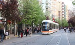 Büyükşehir duyurdu: Tramvay seferlerinde düzenleme!