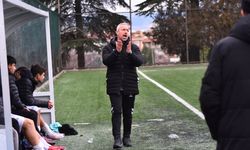 Metin hoca skordan memnun değil