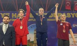 Buse Er Türkiye zirvesinde