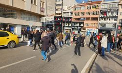 Eskişehir’de çarşı yeniden canlandı: Yoğunluk dikkat çekti!