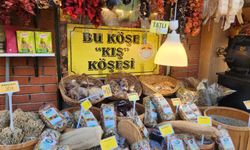 Eskişehir'de aktarda “Kış Köşesi” dikkat çekti