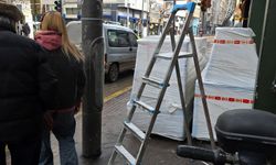 Eskişehir'de dolaplar yayalara zor anlar yaşattı