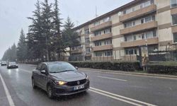 Eskişehir'e kar geri döndü