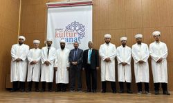 Simav'da yeni din görevlilerine cübbe ve sarık giydirildi