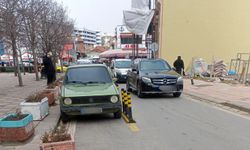 Eskişehir Taşbaşı’nda yasak tanımayan park trafiği kilitledi