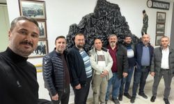 Şuhut Sağlık Meslek Lisesi'nin 98 mezunları iftar sofrasında buluştu