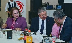 Vali Yılmaz ve eşi, koruyucu ailelerle iftar sofrasında buluştu