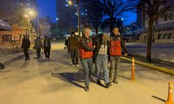 Eskişehir'de Atatürk'e hakaret etti, gazetecileri tehdit etti