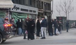 Eskişehir'de iftar saati öncesi duraklarda yoğunluk