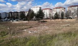 Eskişehir'de kamu arsaları perişan: Çöplükten farksız!