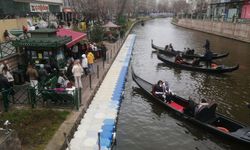 Eskişehir'de köprü taştı, iskele doldu