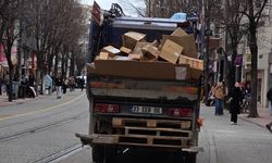 Eskişehir'de atık kartonlar düzenli olarak geri dönüşüme kazandırılıyor