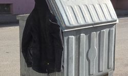 Eskişehir'de asılan mont dikkat çekti