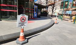 Motosiklet parkına karşı esnaftan dubalı önlem