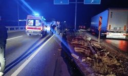 Bilecik’te tır devrildi: 1 yaralı