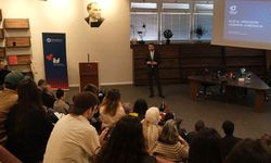 BİK Genel Müdürü Çay Anadolu Üniversitesi'nde konuştu