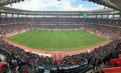 Eskişehirspor tribünlerinde Kütahyaspor maçında müthiş ambiyans