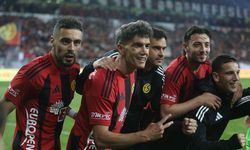 Eskişehirspor şampiyonluğa yürüyor