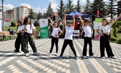 Gökmeydan'da 23 Nisan coşkusu mahalleye taşındı