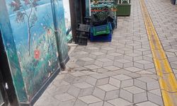 Eskişehir'de kaldırım kenarı kasalarla doldu
