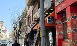 Eskişehir’de önlemsiz tabela tadilatı vatandaşların tepkisini çekti