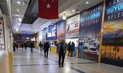Eskişehir'de otogar esnafı yolcuya hasret kaldı