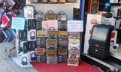 Nostaljik radyolar Eskişehir'de yeniden gözde oldu