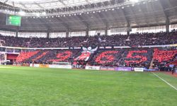 Büyük Eskişehirspor taraftarı haydi tribünlere