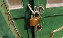 Eskişehir'de taksi durağı kaderine terk edildi