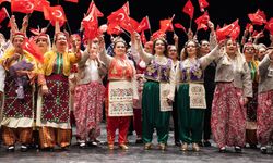 Halk Dansları Topluluğu’ndan 19 Mayıs’a özel gösteri