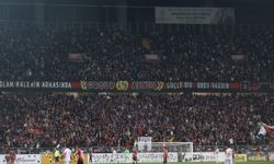 Altes tribününden taraftara uyarı