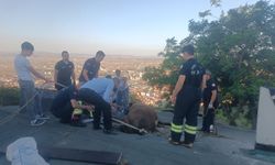 Çöken çatıda mahsur kaldı: 1 saatlik operasyonla kurtarıldı!