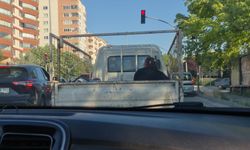 Eskişehir'de trrafik kurallarını hiçe saydı: Bu yolculuk şaşırttı!
