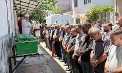 Eskişehir'de aracın çarptığı yaşlı kadın son yolculuğuna uğurlandı
