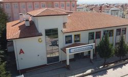 Eskişehir’de Fethi Heper Spor Ortaokulu törenle açılıyor