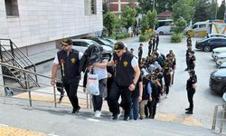 Eskişehir'de masaj salonlarına eş zamanlı operasyon: 26 kadın kurtarıldı