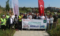 Dünya Bisiklet Günü Eskişehir’de pedal çevirerek kutlandı