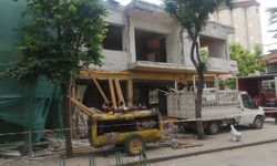 Eskişehir’de riskli yapılar tek tek yıkılıyor